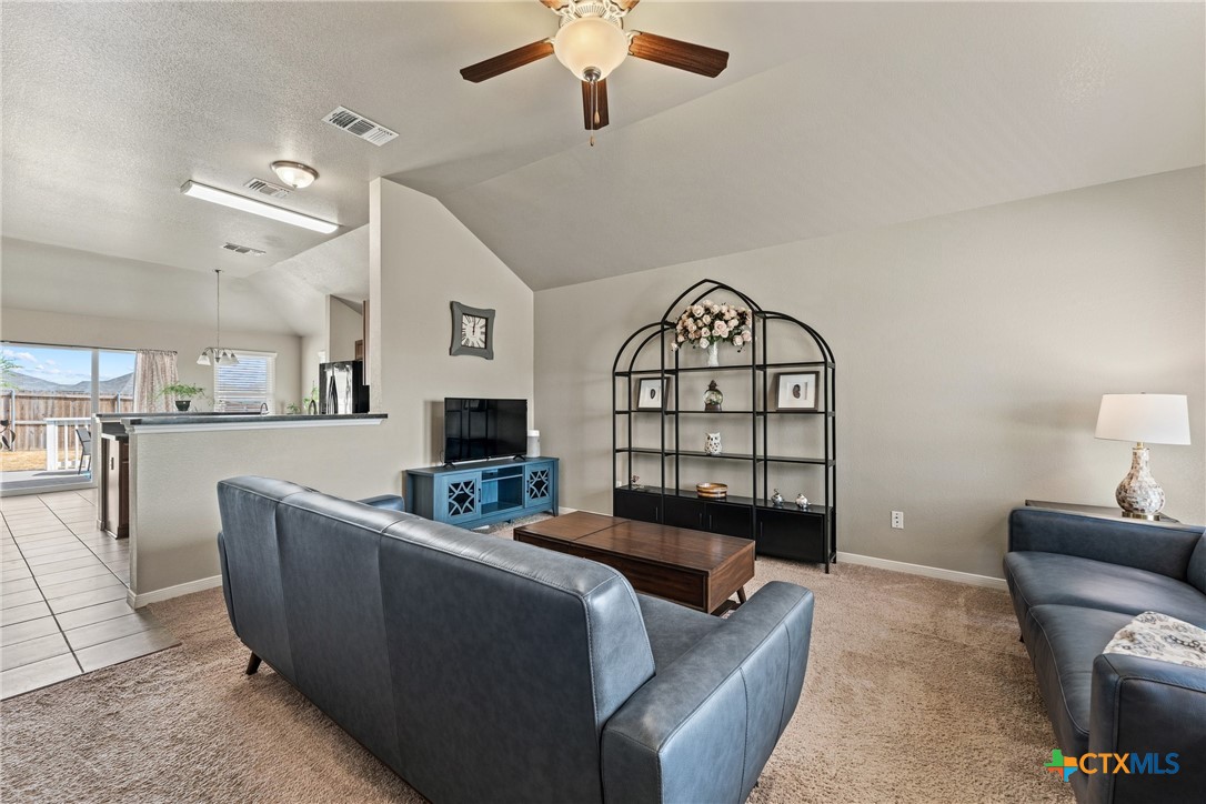 2420 Bellmont Property Photo 2