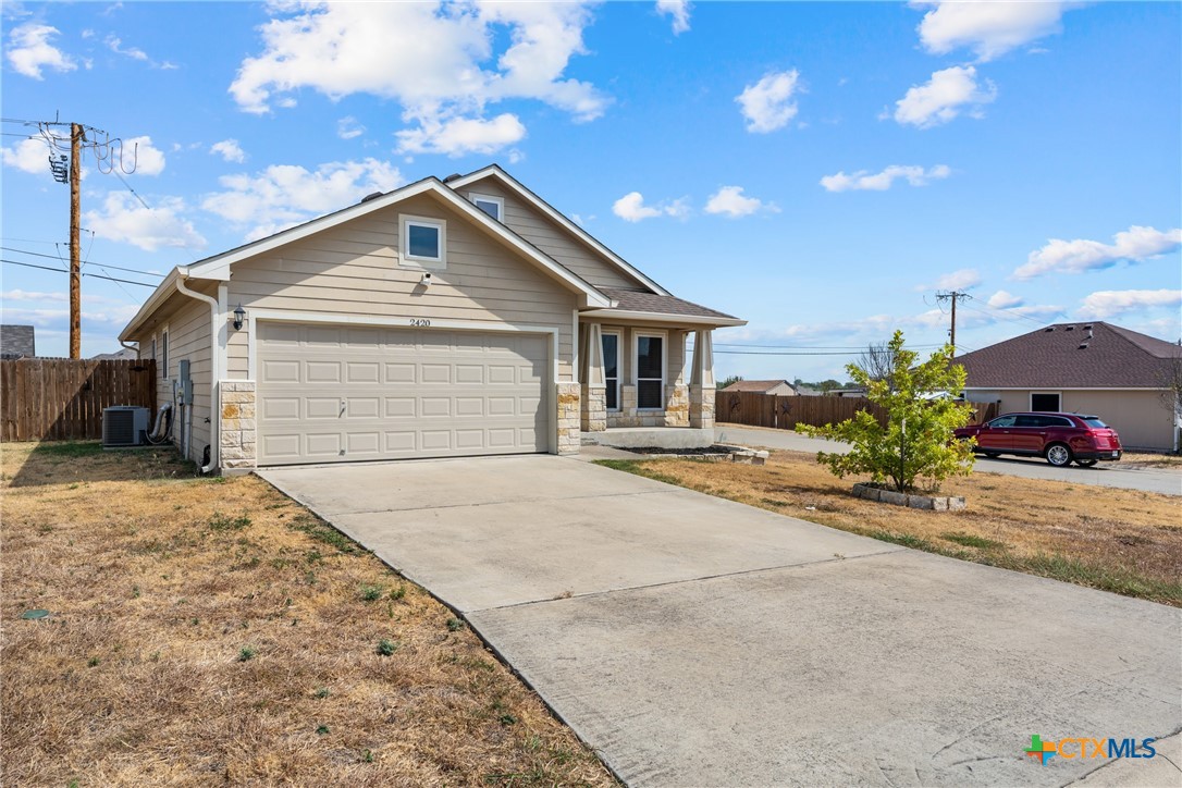 2420 Bellmont Property Photo 8