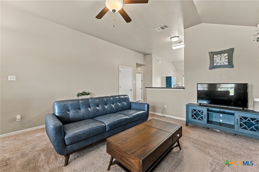 2420 Bellmont Property Photo 14