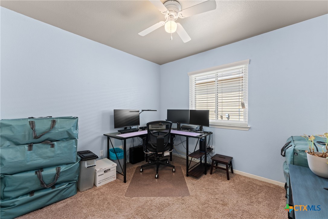 2420 Bellmont Property Photo 27