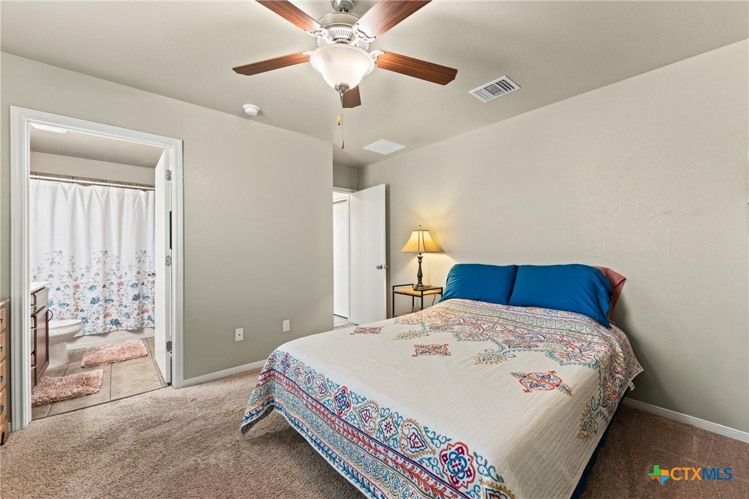 2420 Bellmont Property Photo 30