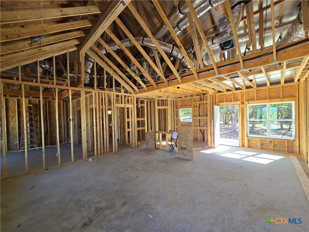 1221 Lasso Loop Property Photo 7