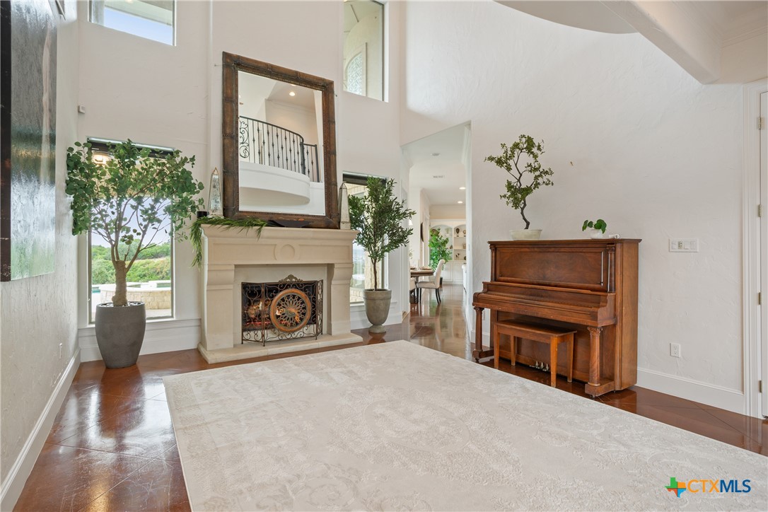 4410 Elf Trail Property Photo 5