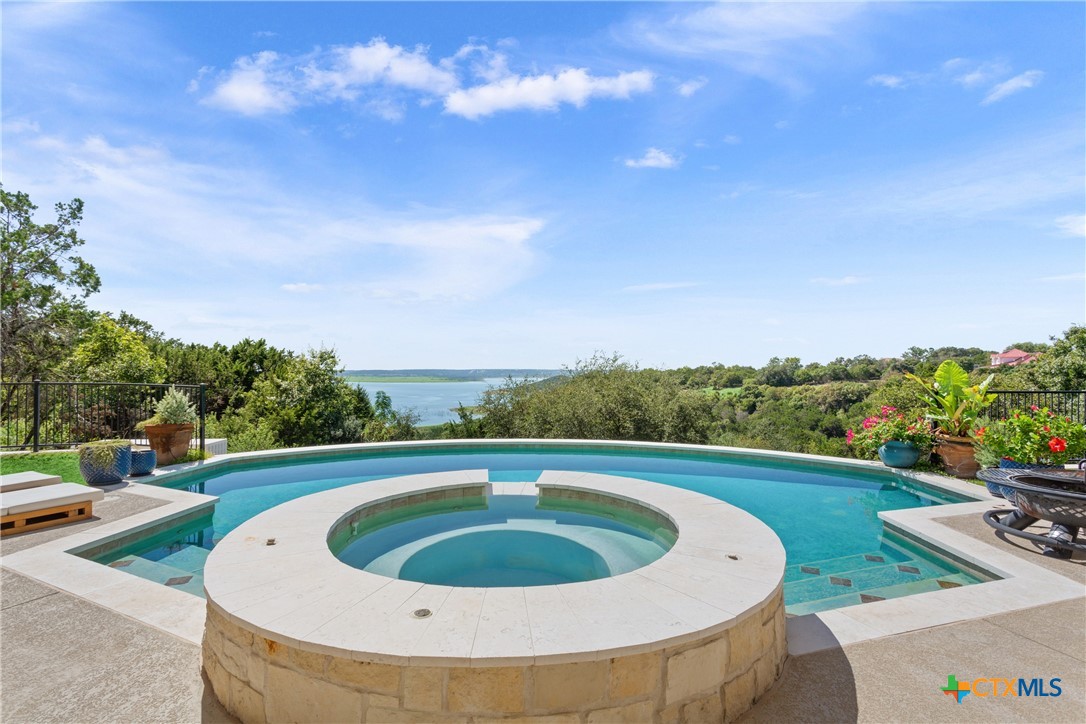 4410 Elf Trail Property Photo 6