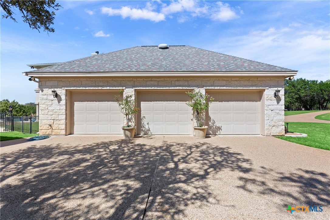 4410 Elf Trail Property Photo 44