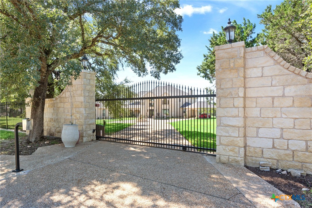4410 Elf Trail Property Photo 45