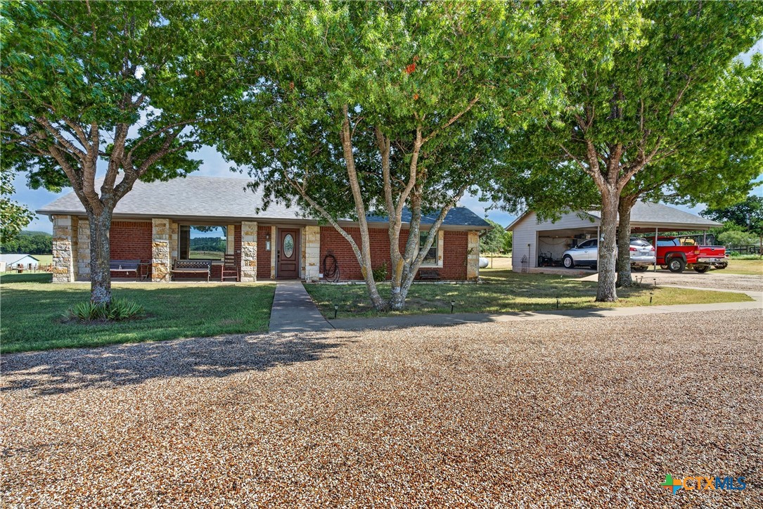 11121 E Us Highway 84 Property Photo 1