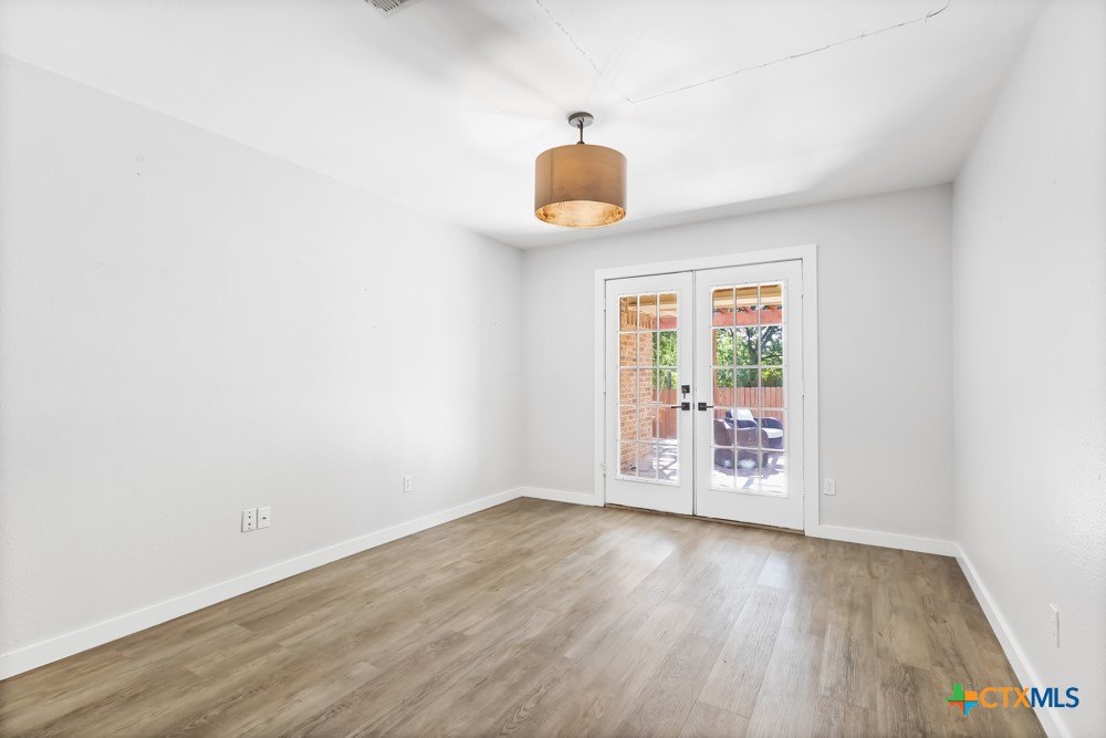 1935 Tiara Drive Property Photo 7