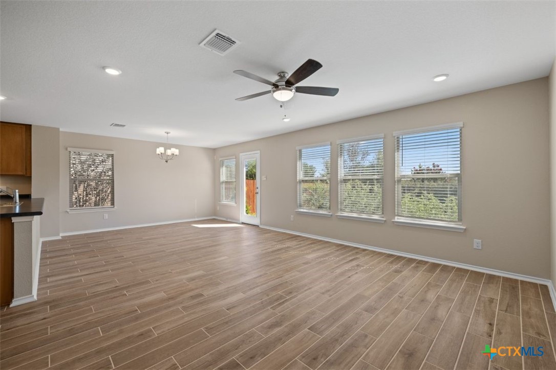 2115 Jadd Street Property Photo 5
