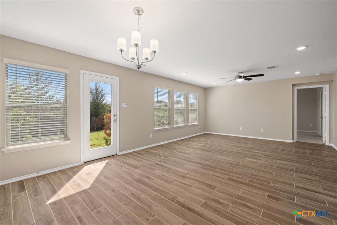 2115 Jadd Street Property Photo 6