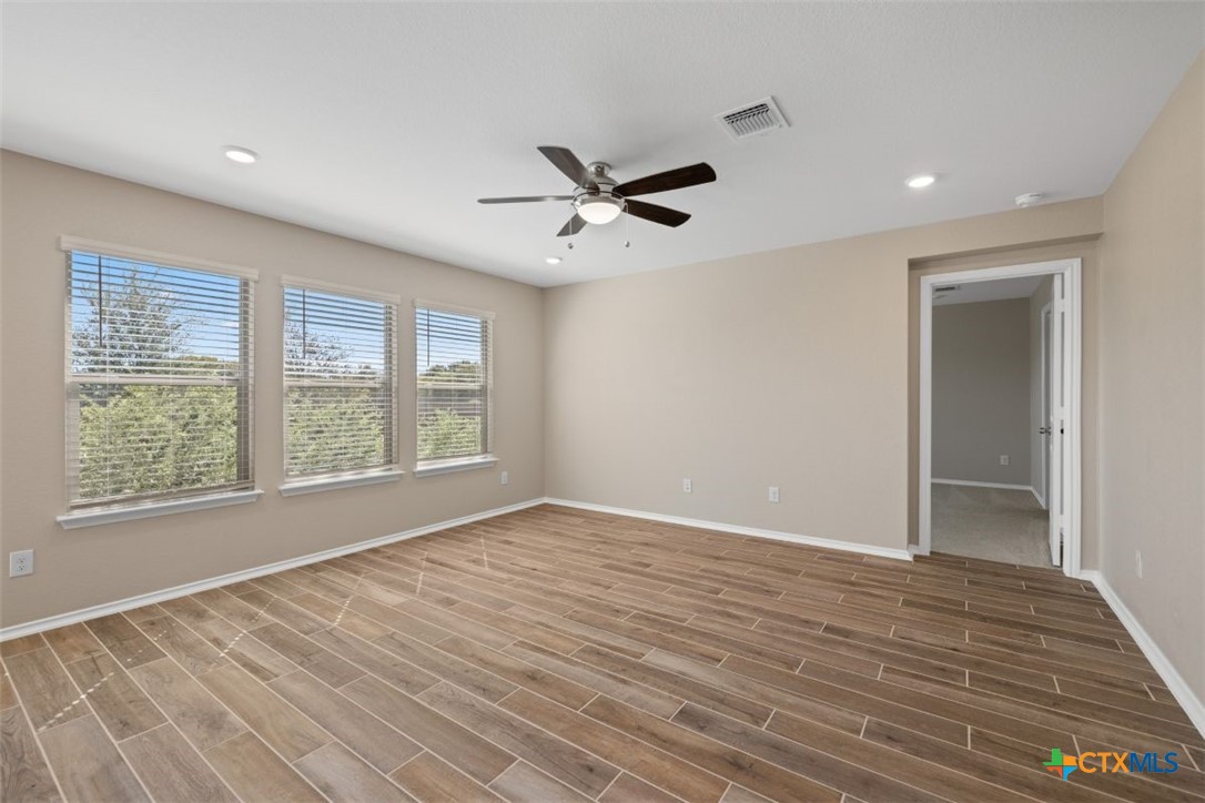 2115 Jadd Street Property Photo 9