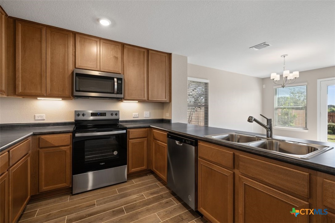 2115 Jadd Street Property Photo 13
