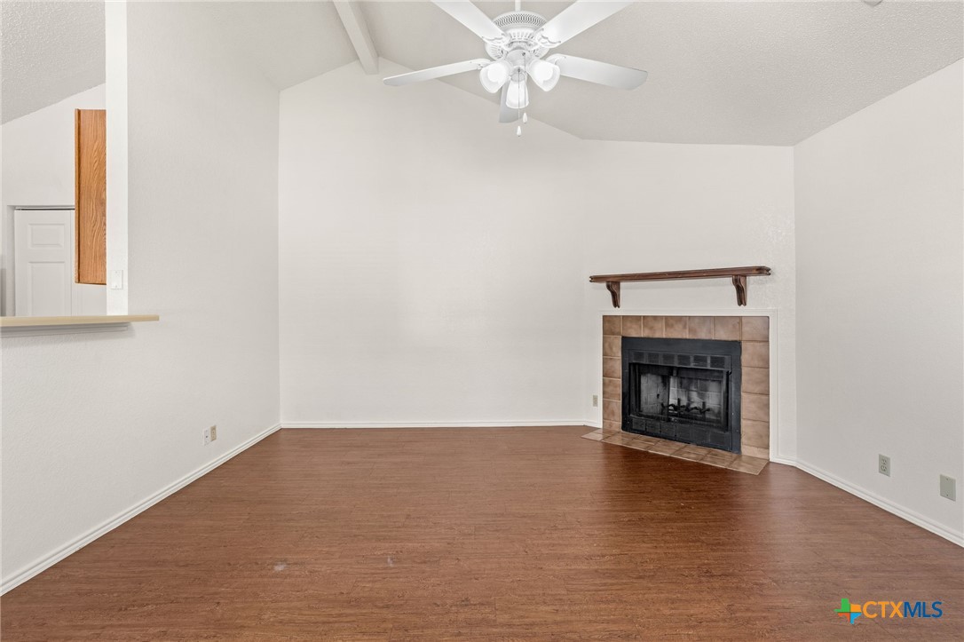 5103 & 5105 Canyon Creek Drive Property Photo 6