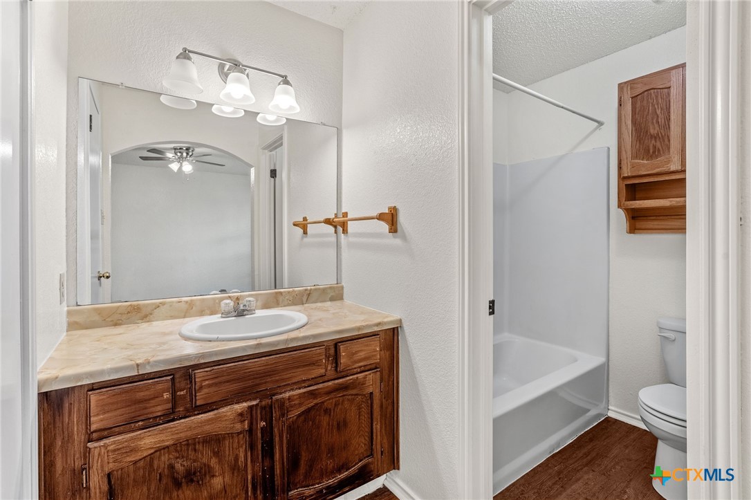 5103 & 5105 Canyon Creek Drive Property Photo 18