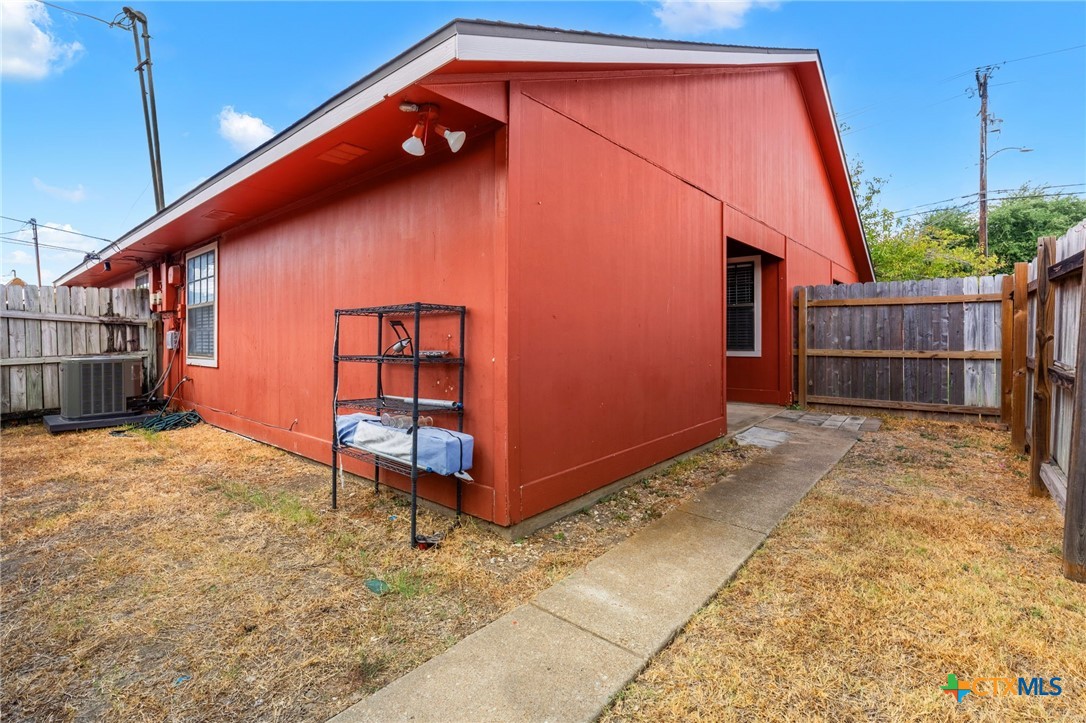 5103 & 5105 Canyon Creek Drive Property Photo 30