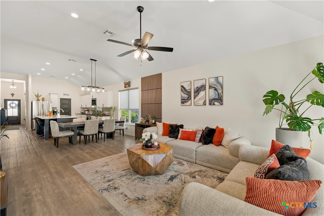 203 Flint Rock Court Property Photo 8