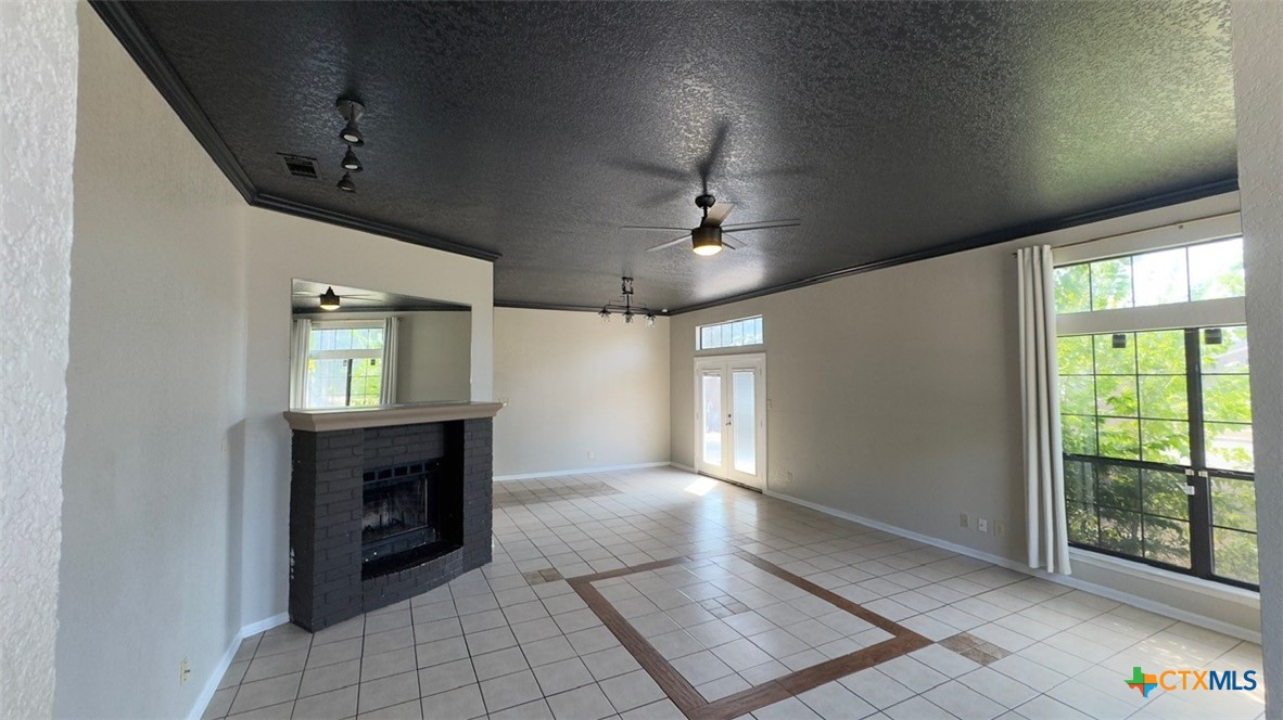 1806 Sundown Drive Property Photo 3