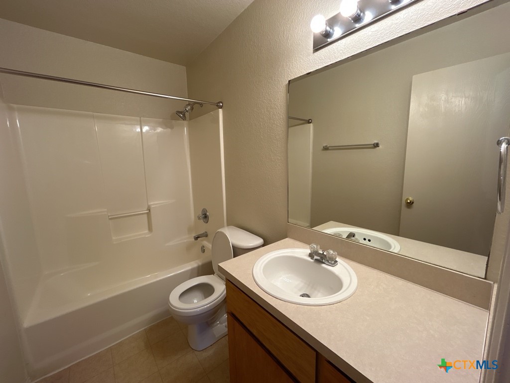 2509 Bigleaf Drive Property Photo 13