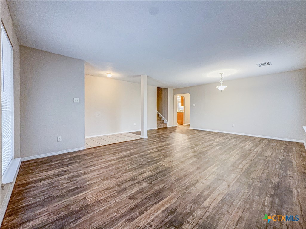 201 Tepee Drive Property Photo 5