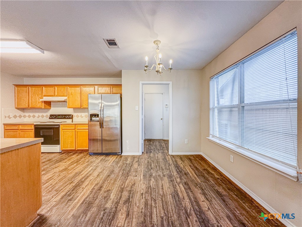 201 Tepee Drive Property Photo 9
