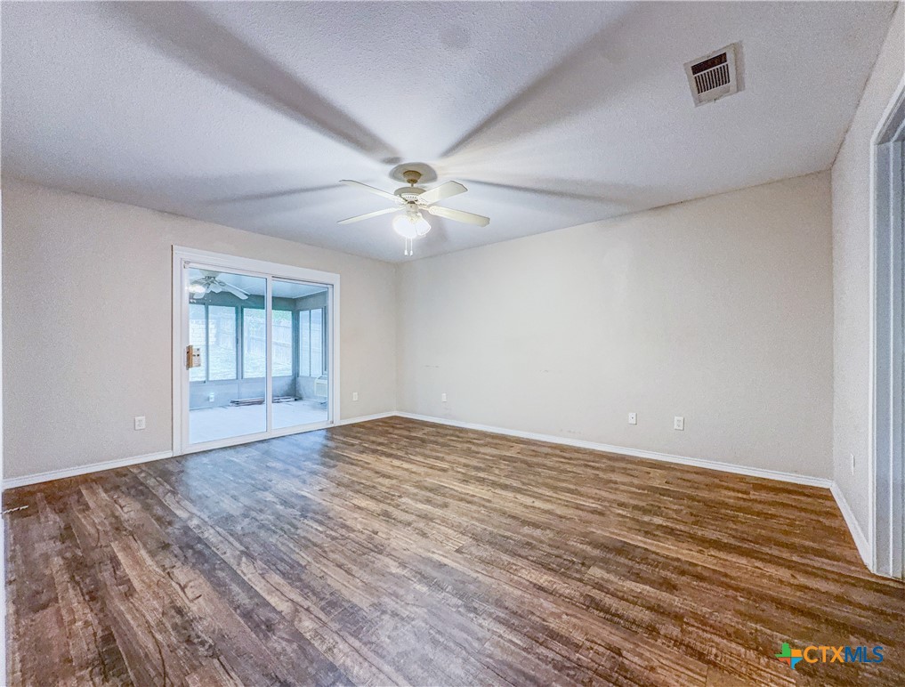 201 Tepee Drive Property Photo 12
