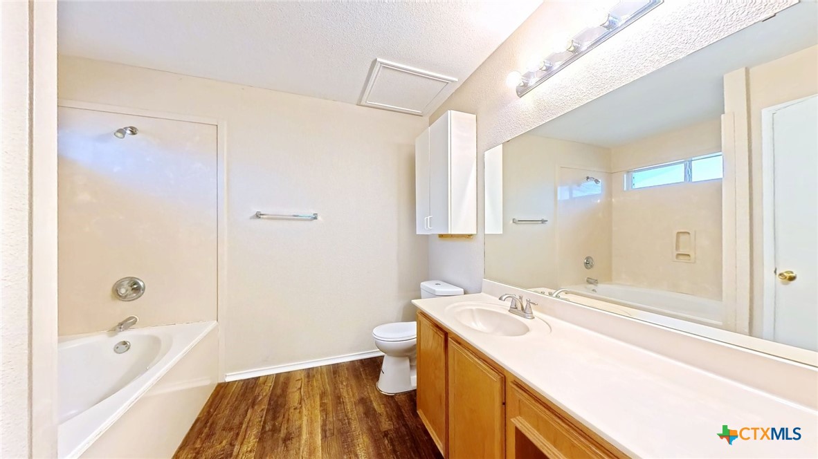 201 Tepee Drive Property Photo 15