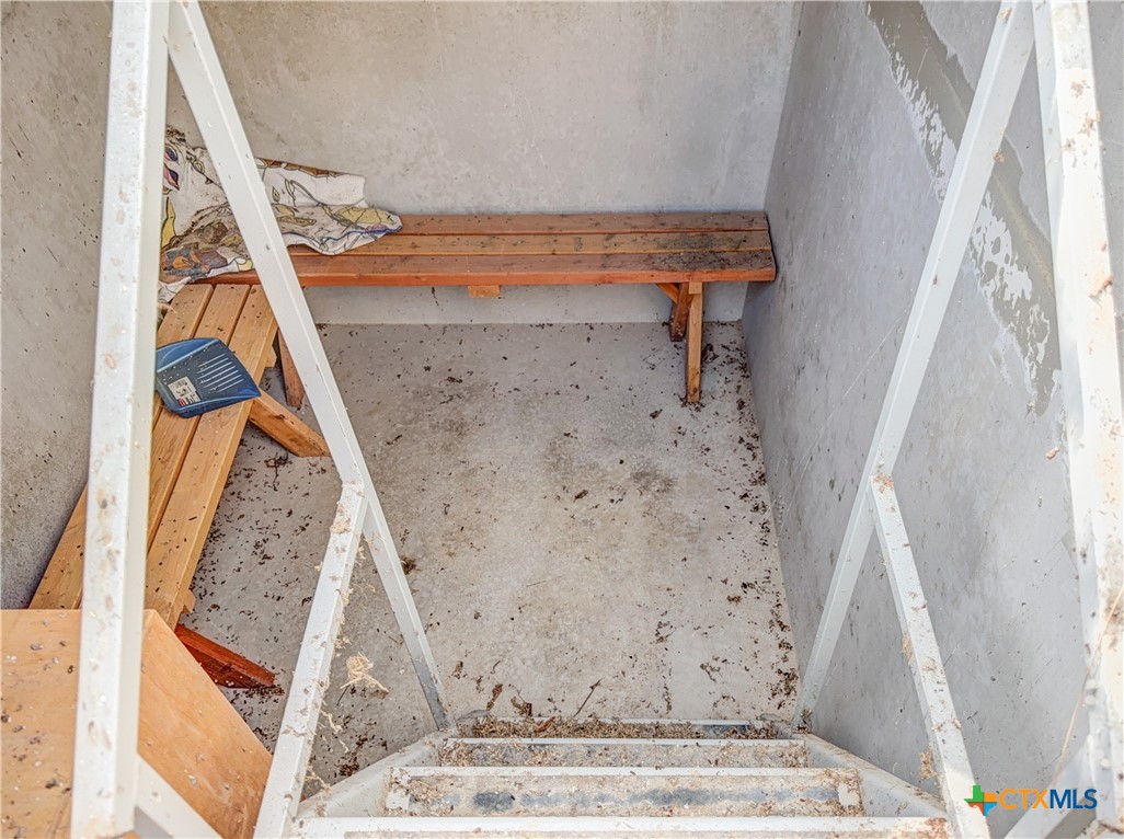 201 Tepee Drive Property Photo 37