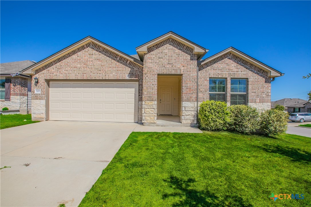 300 Jacquard Court Property Photo 1