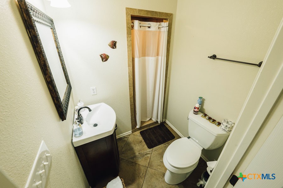 553 Bayside Drive Property Photo 13