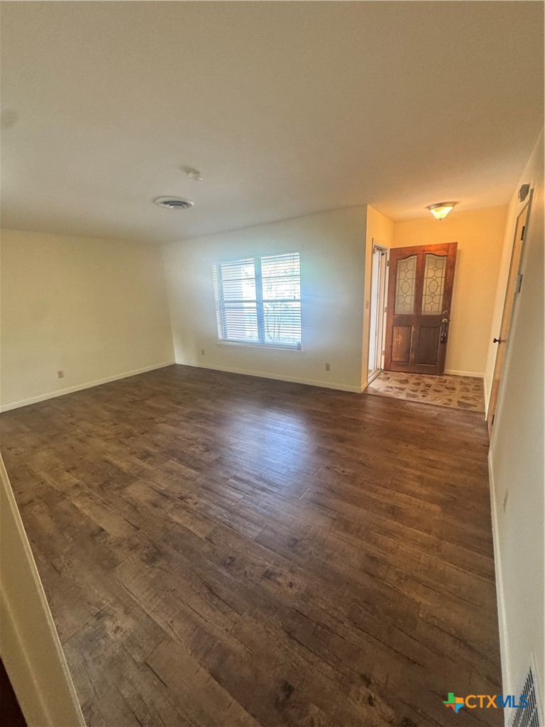4702 Aster Lane Property Photo 3