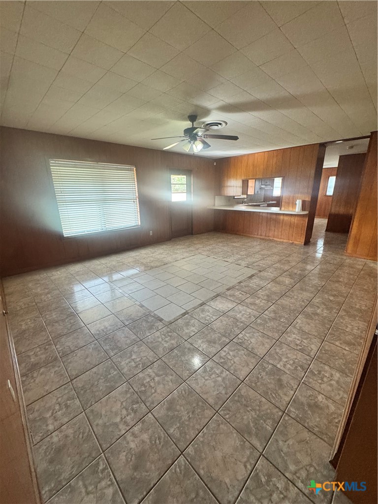 4702 Aster Lane Property Photo 4