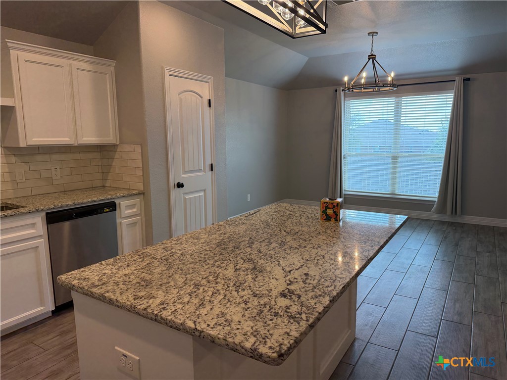 2106 Blackhawk Loop Property Photo 7
