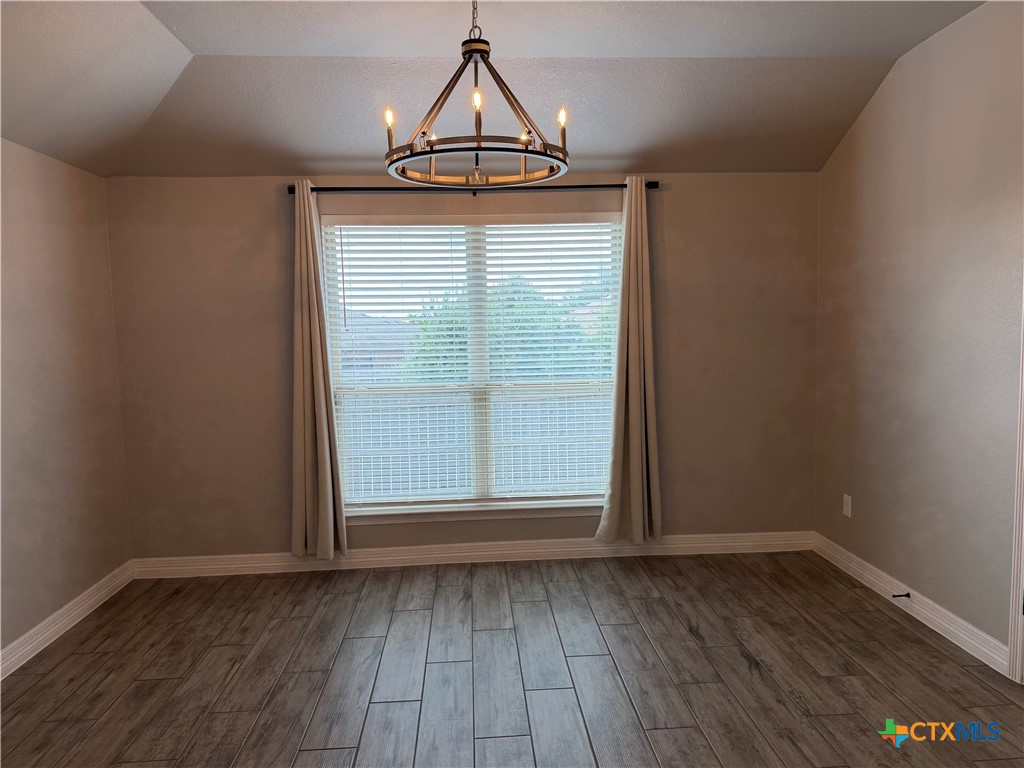 2106 Blackhawk Loop Property Photo 9