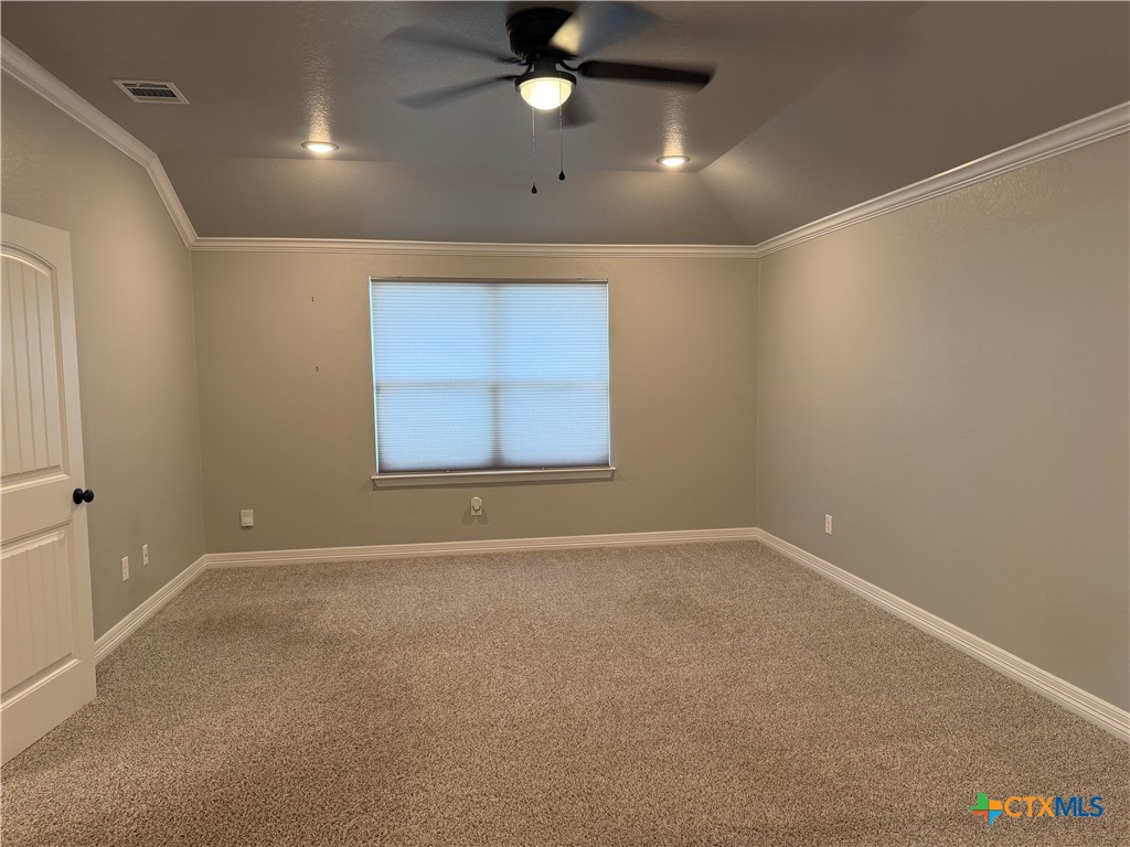 2106 Blackhawk Loop Property Photo 13