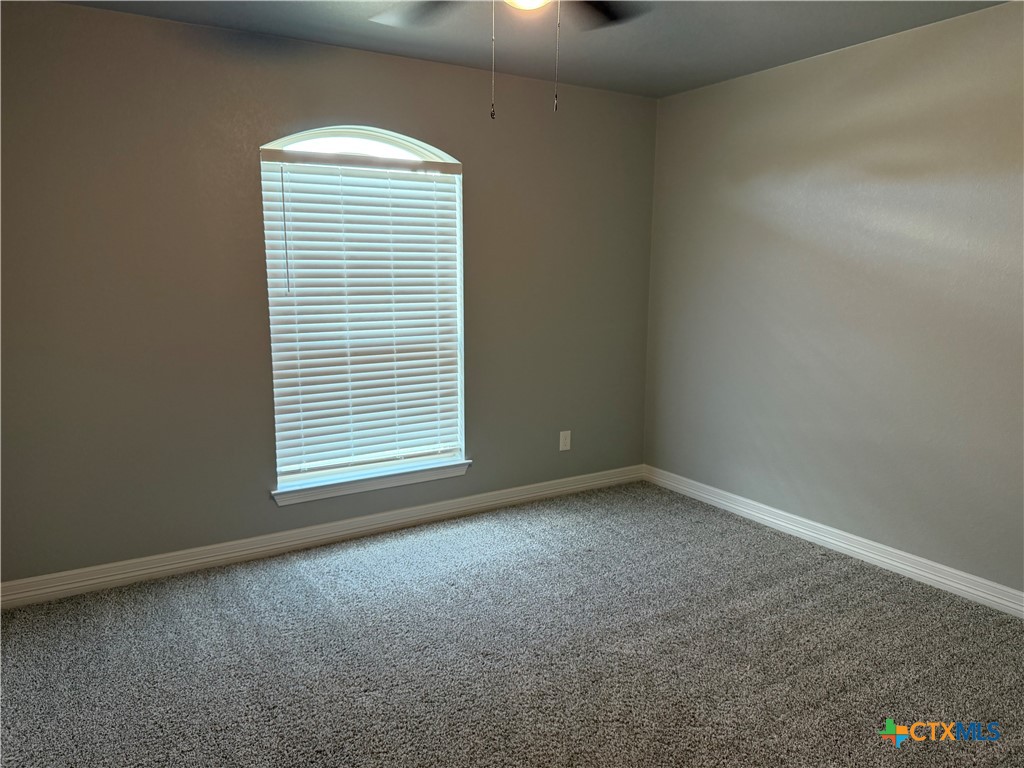 2106 Blackhawk Loop Property Photo 18