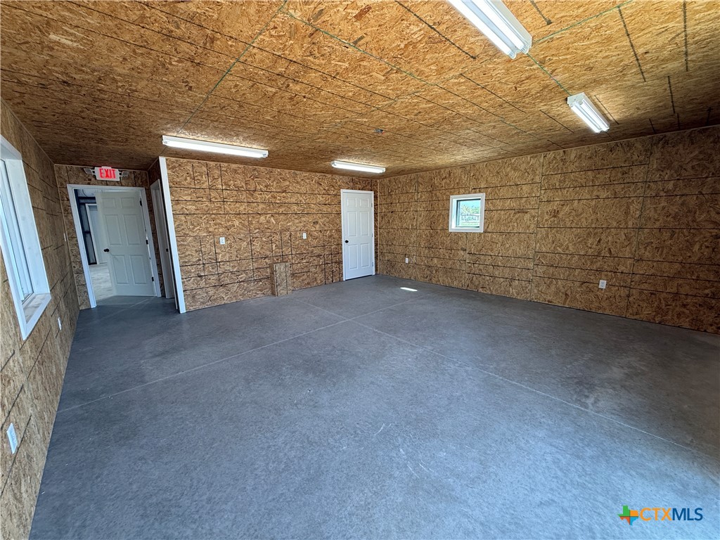 6316 Fm 2484 2b Property Photo 9