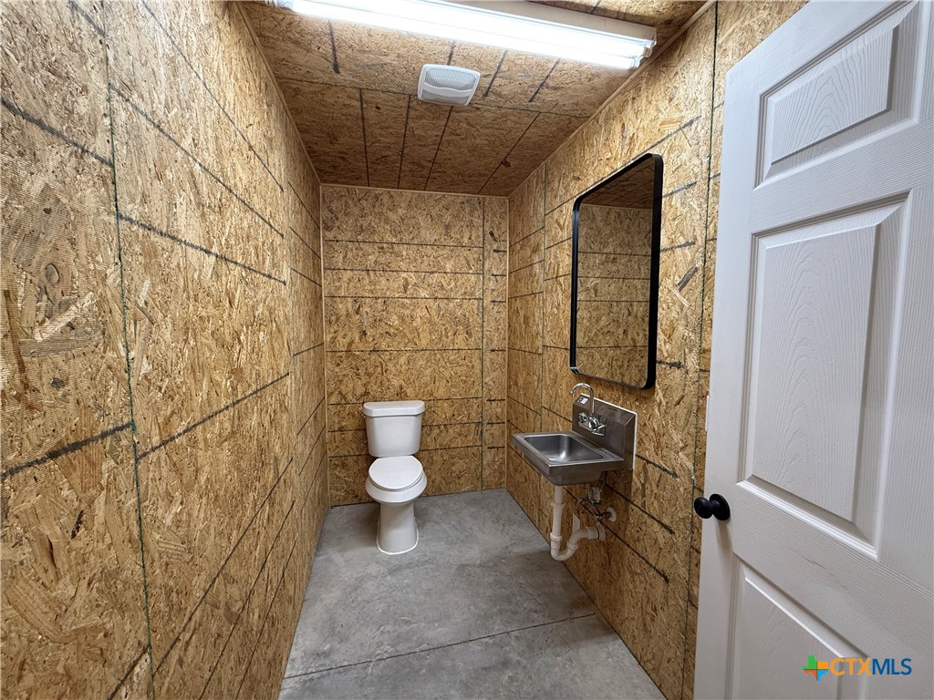 6316 Fm 2484 2b Property Photo 12