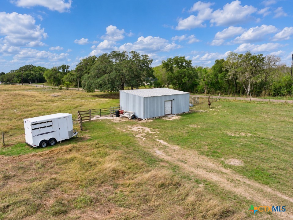 2491 E Fannin Street Property Photo 11