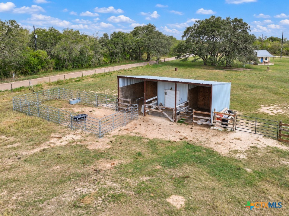 2491 E Fannin Street Property Photo 12