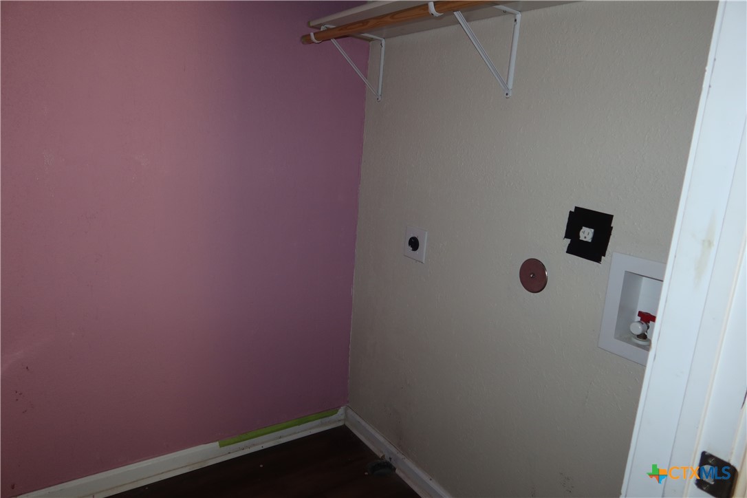 508 Crockett Drive Property Photo 11