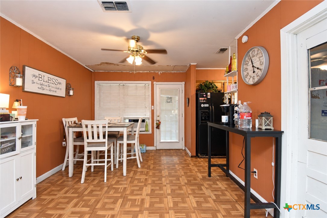 1310 Meadowview Drive Property Photo 5