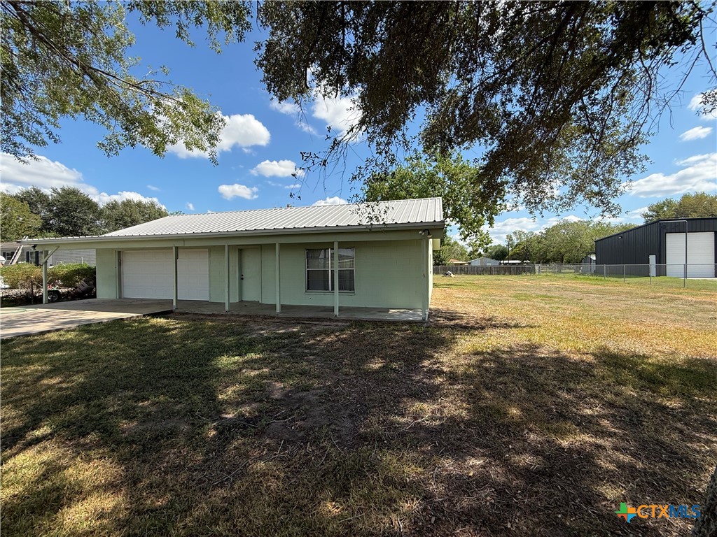 465 Blake Street Property Photo 2
