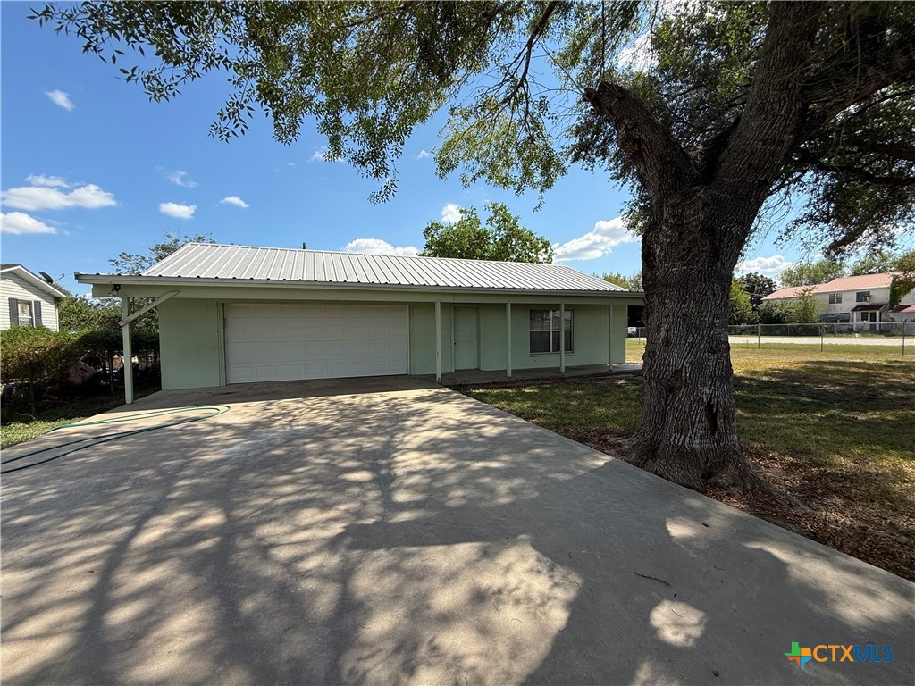 465 Blake Street Property Photo 18