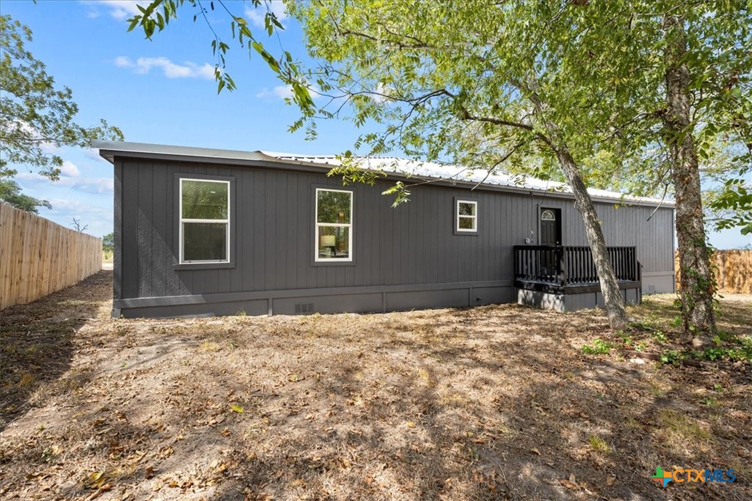 105 Willow Drive Property Photo 22
