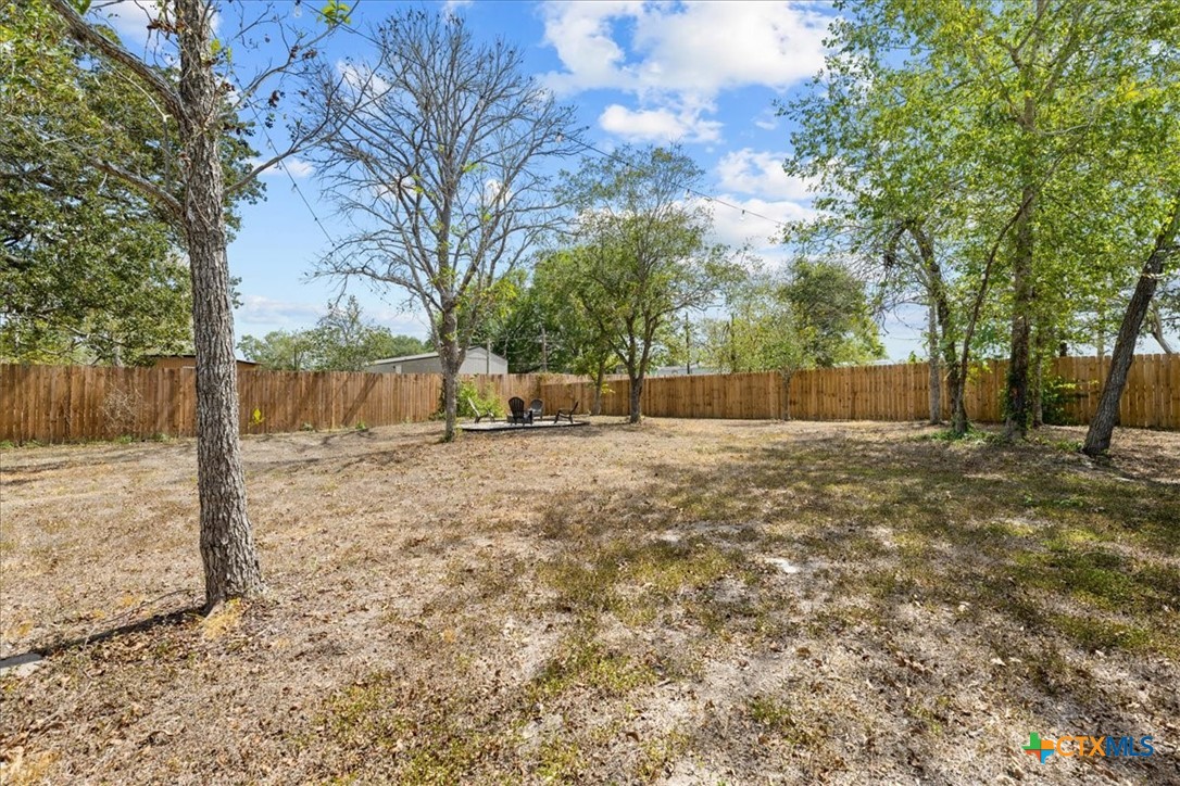 105 Willow Drive Property Photo 24