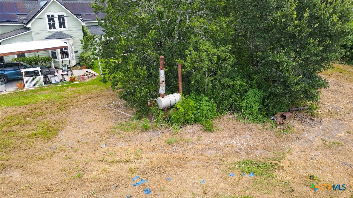 400 W North Street Property Photo 11