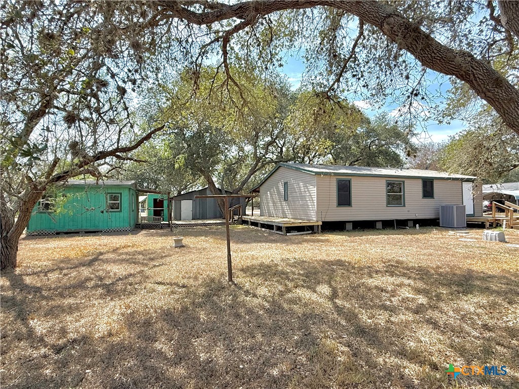 201 Sandra Lane Property Photo 14