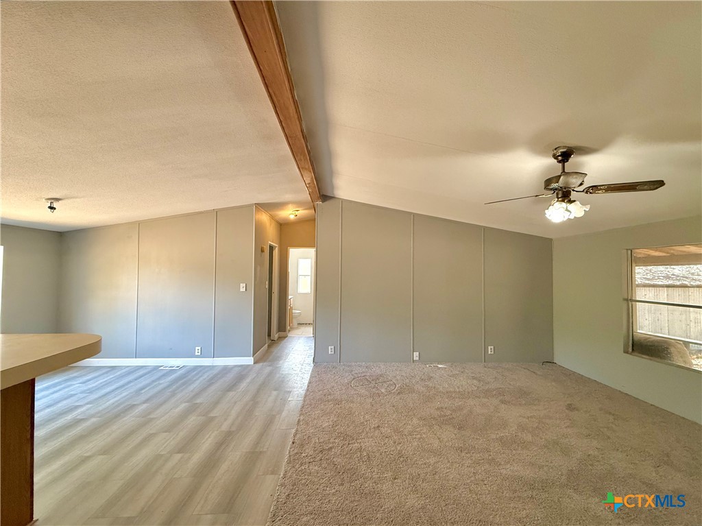 201 Sandra Lane Property Photo 16