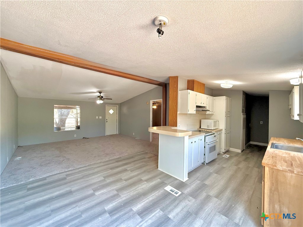 201 Sandra Lane Property Photo 22