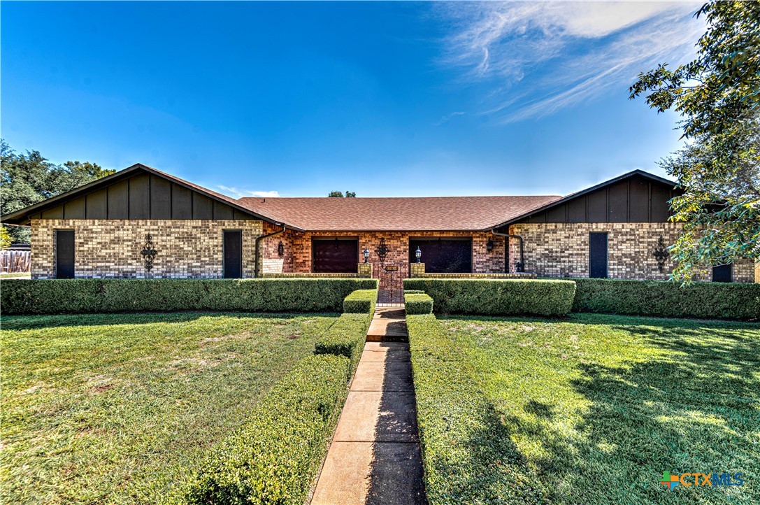 3901 Laurel Road Property Photo 1